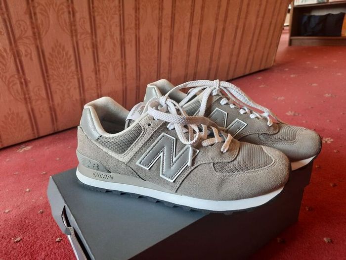 New Balance 574