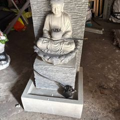 Water feature budda