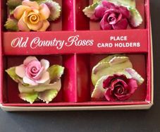 Old Country Roses Royal Albert Ornaments 8 piece lot, 2 Shoes, Wheel Barrow, Basket and 4 Place Card Holders Collection or Postage