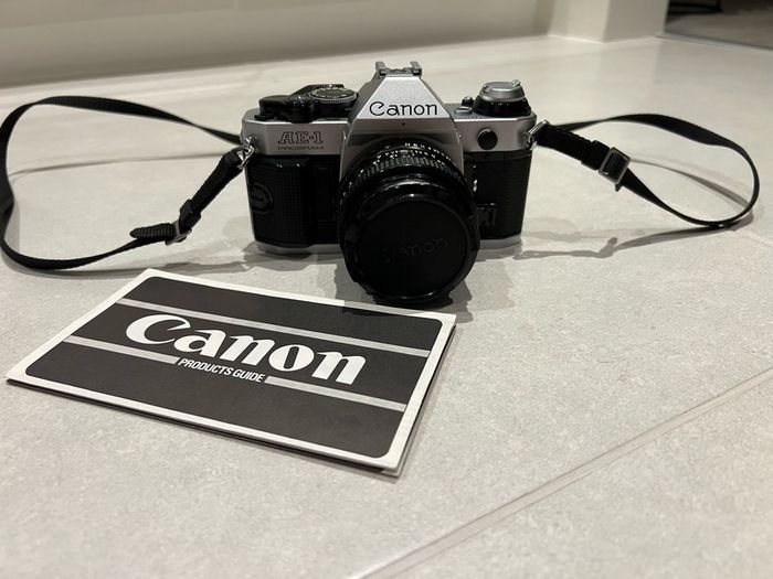 1984 Canon AE-1 Program Film Camera + Sigma zoom lens +Vivitar flash