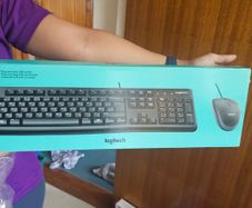 in box MK120  Plug-and-play USB combo