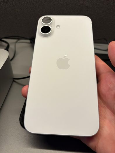 iPhone 16plus 128gb Esim only
