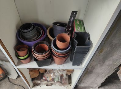 Plant pots