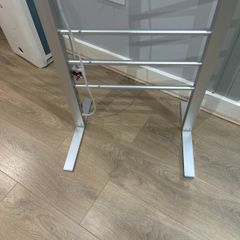 Electric heated towel rail / towel dryer