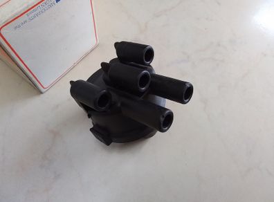 Renault 5 / Fuego Distributor Cap.