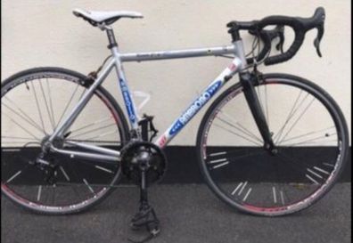 Road racer 52cm frame price drop!!