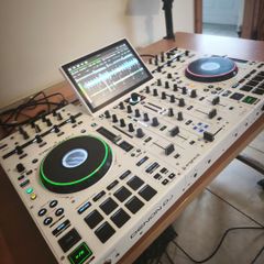 denon prime 4 + limited edition dj controller