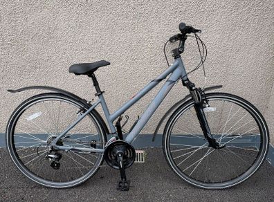Merida Crossway 10 ladies bike