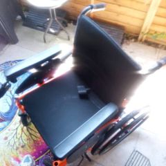 Electric wheelchair