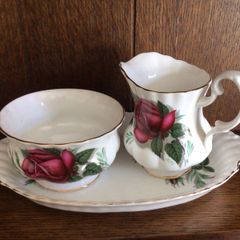 Fine Bone China Milk Jug & Sugar Bowl On China Tray