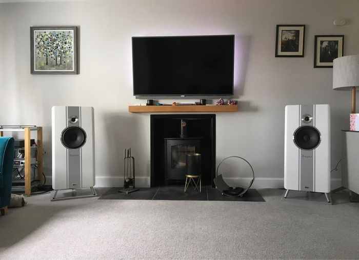 Heco Direkt Floor Standing Speakers