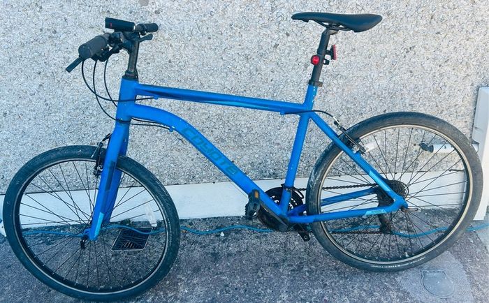 bicycles x3