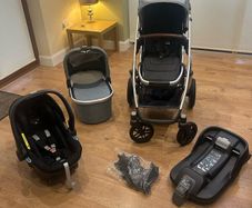 UppaBaby Vista V2 Travel System