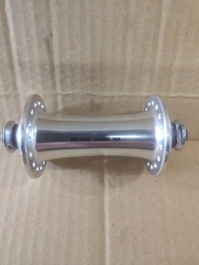 Ultegra Front hub.