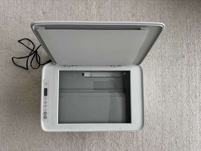 Printer HP DeskJet 2710e All-In-One