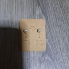 New pearl earrings