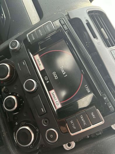 VW Touch screen radio
