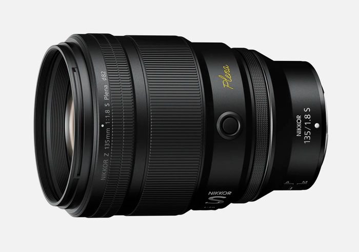 Nikon Z 135mm f/1.8 S Plena