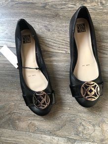 Flat ballerina pumps