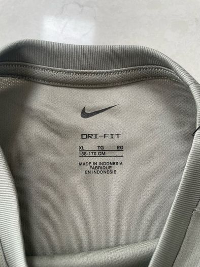 Kids Nike green t-shirt