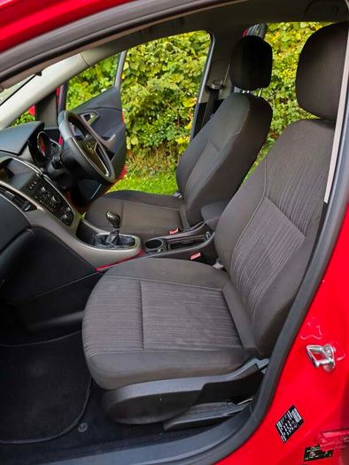 2012 Opel Astra