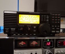 ICOM ic r 75 communications receiver