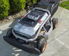 Mowrator S1 4WD Remote controled lawn mower