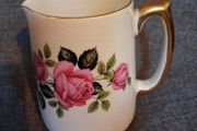 Carrigaline 1 &amp; quarter pint jug &amp; underplate
