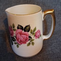 Carrigaline 1 & quarter pint jug & underplate