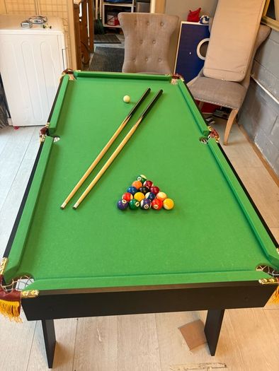 pool table