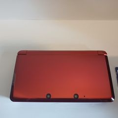 Limited Edition Nintendo 3DS With Charger