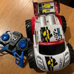 Nikko 2.4GHz Radio Control Nano VaporizR 2 Car (Red)
