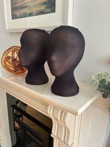 2 Mannequin  Heads
