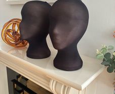 2 Mannequin  Heads