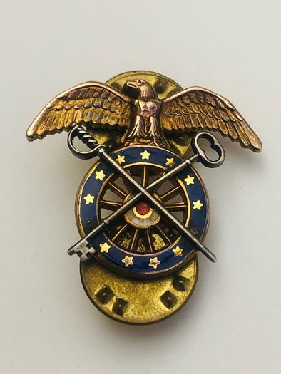 Selection Of Vintage U.S Navy Pin Badges