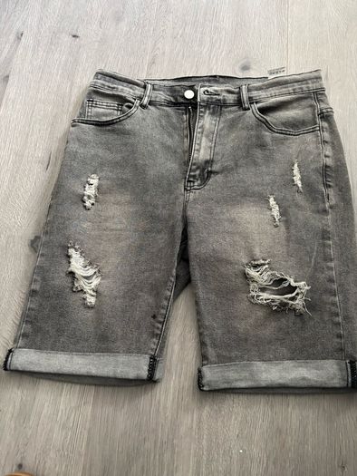 Men's clothes