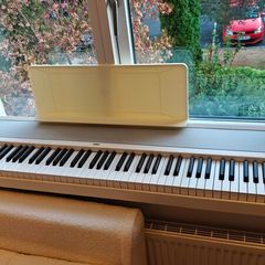 Korg B2 Electric Piano White