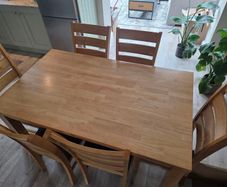 Kitchen dining table + 6 chairs