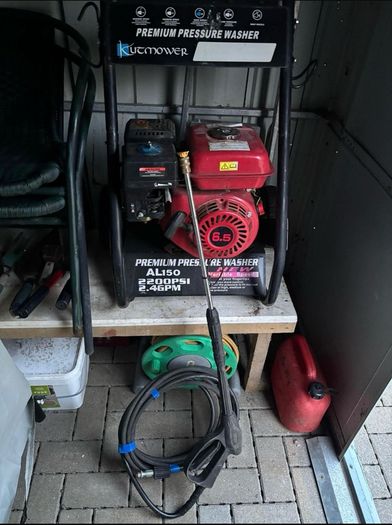 Pressure Washer