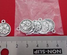 Jewellery Making - "Mom" Charms