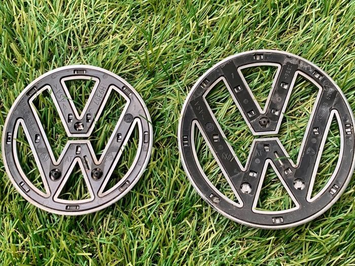 VW badges