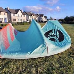 Cabrinha 10m kite