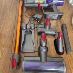 dyson v10