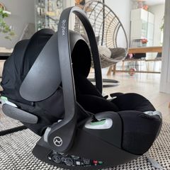 Cybex Cloud T i-size car seat