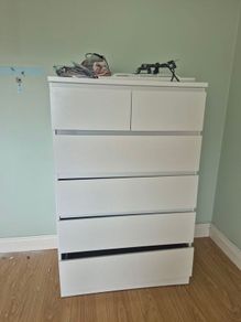 Chest of Drawers