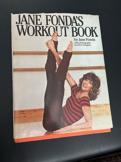 Jane Founda workout book