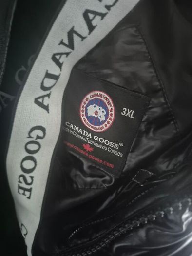 Canada Goose jacket men Black puffer jacket