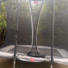 Berg Rectangular Trampoline on Legs