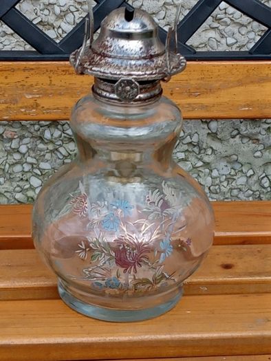 Antique/Vintage Clear Glass Oil Lamp