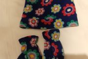 Girl's Hat and mittens set.  Age 3-6